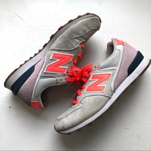 New Balance 696 Sneakers